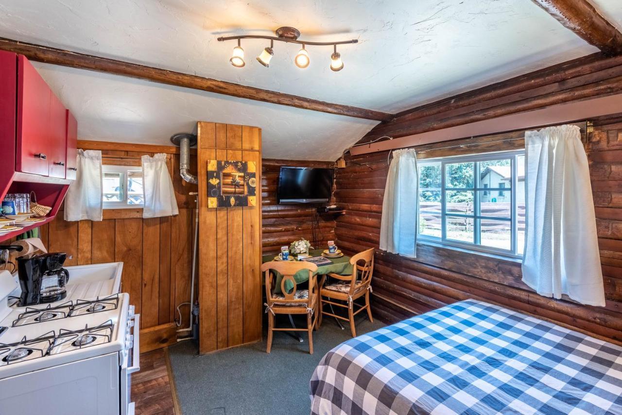 Log Cabin Motel Pinedale Dış mekan fotoğraf